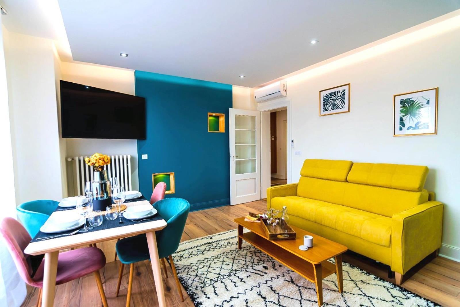 Bel Ami 01 - Turquoise & Or - Moderne Chic - Centre Ville - Acces Jardin - Clim - Wifi - Parking - Localisation Ideale 쉴티그하임 외부 사진