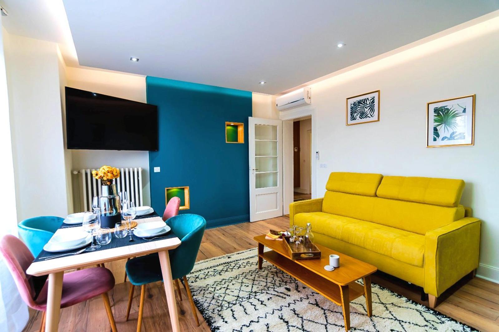 Bel Ami 01 - Turquoise & Or - Moderne Chic - Centre Ville - Acces Jardin - Clim - Wifi - Parking - Localisation Ideale 쉴티그하임 외부 사진